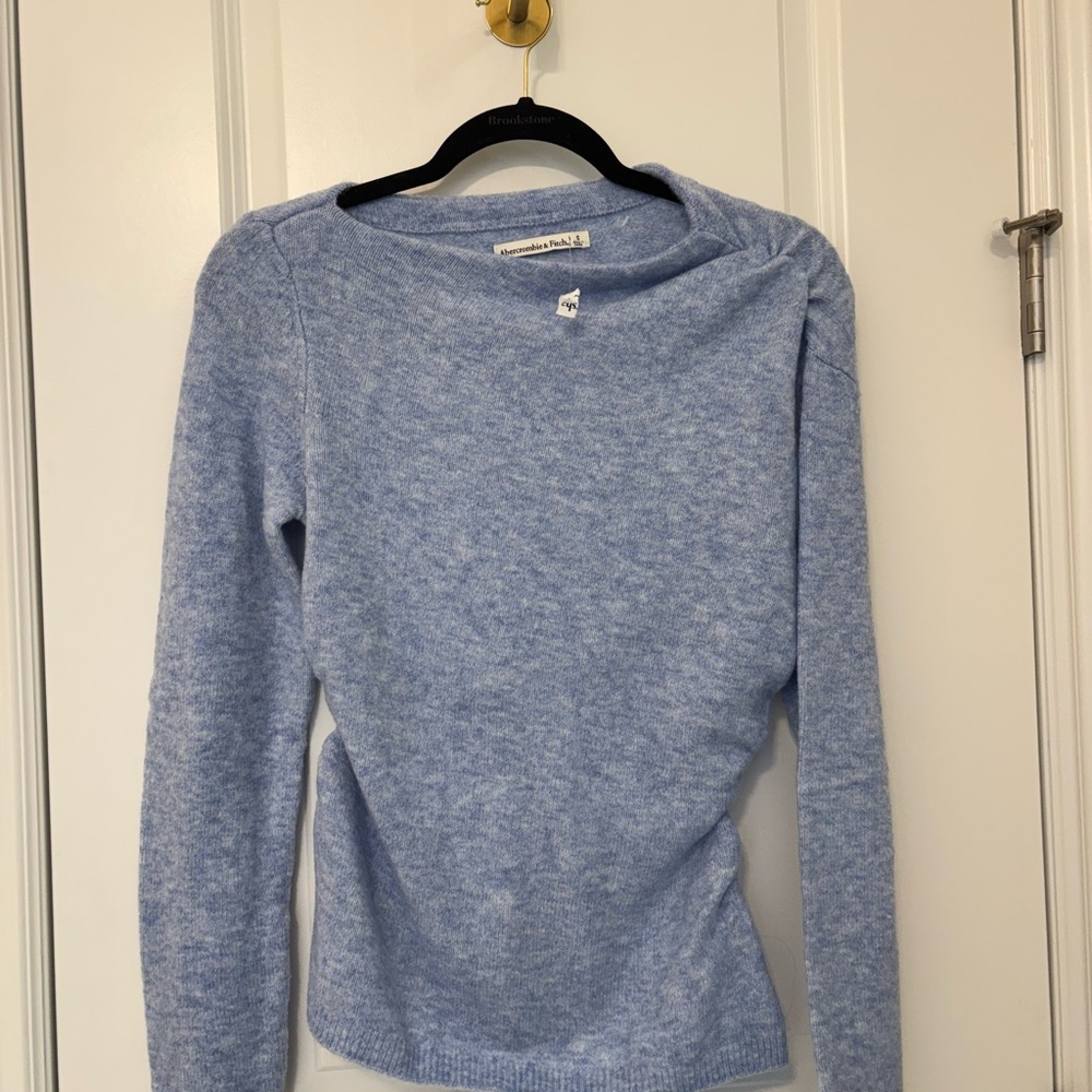 A&F NWOT Light Blue Women's Sweater